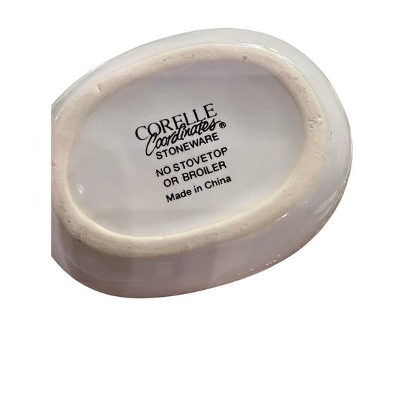 Corelle Coordinates Gravy Boat with Attached Underplate - Picture 3 of 5